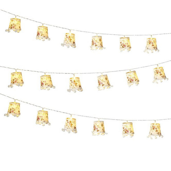 TRULY SCRUMPTIOUS<br>LAMPSHADE LIGHT