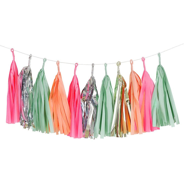 MALIBU TASSEL GARLAND